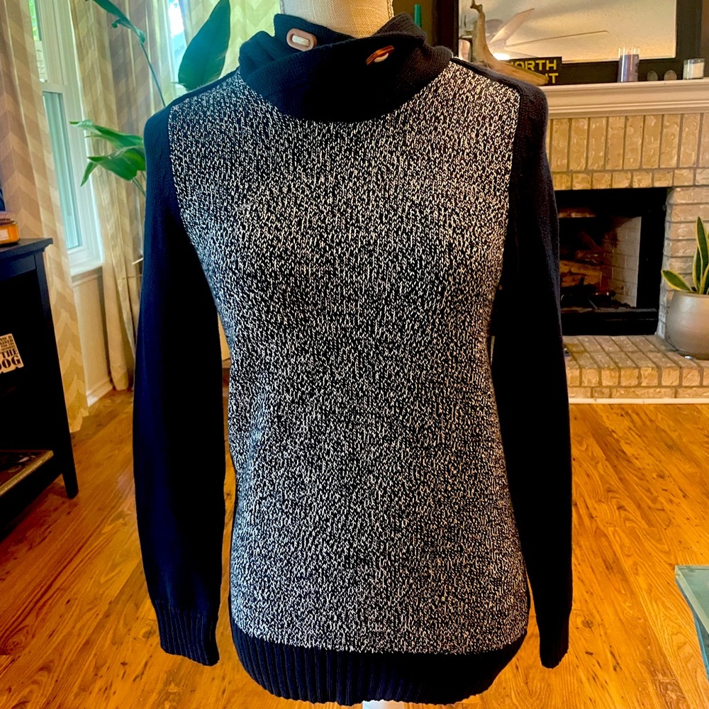 H and M Sweater